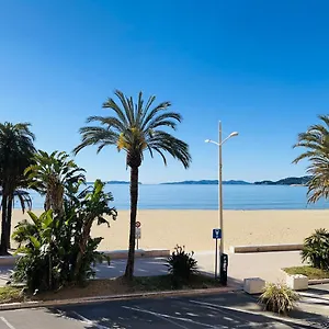  Appartement T2 Front De 2pers 1 Minute De La Plaget2 De 44 M2 Terrasse 16m2 , Vue Panoramique Et En Face De La Cet Refait A Neuf Beneficie D'un Confort Et D Un Equipement Optima Cet Est Ideal Pour 2 Personnes Avec Sa Ch France
