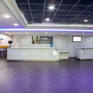 2* Otel Ibis Budget Paris Porte De Montmartre